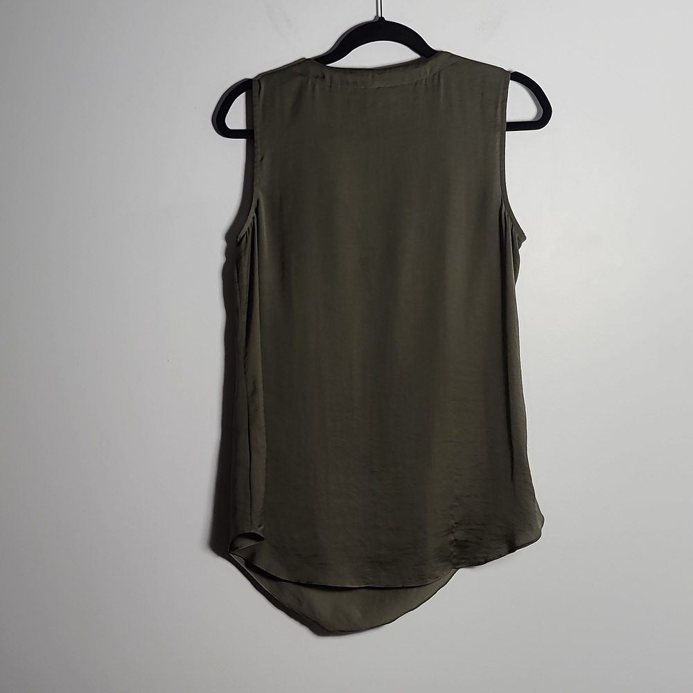 CABI Cinch Blouse Olive Green Sleeveless Tie Front Blouse Size Small - Picture 8 of 15